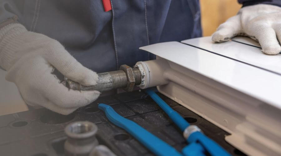 Professional water heater repair services in Redwater, TX