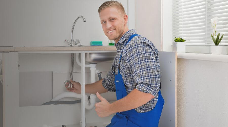 Professional water heater repair in Redwater, TX